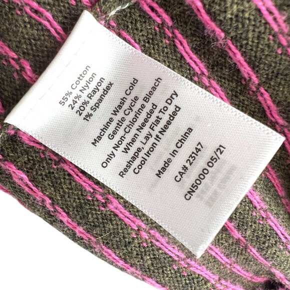 Talbots Sheep Yoke Raglan Crewneck Pullover Green Pink Size Small Petite - Picture 10 of 11